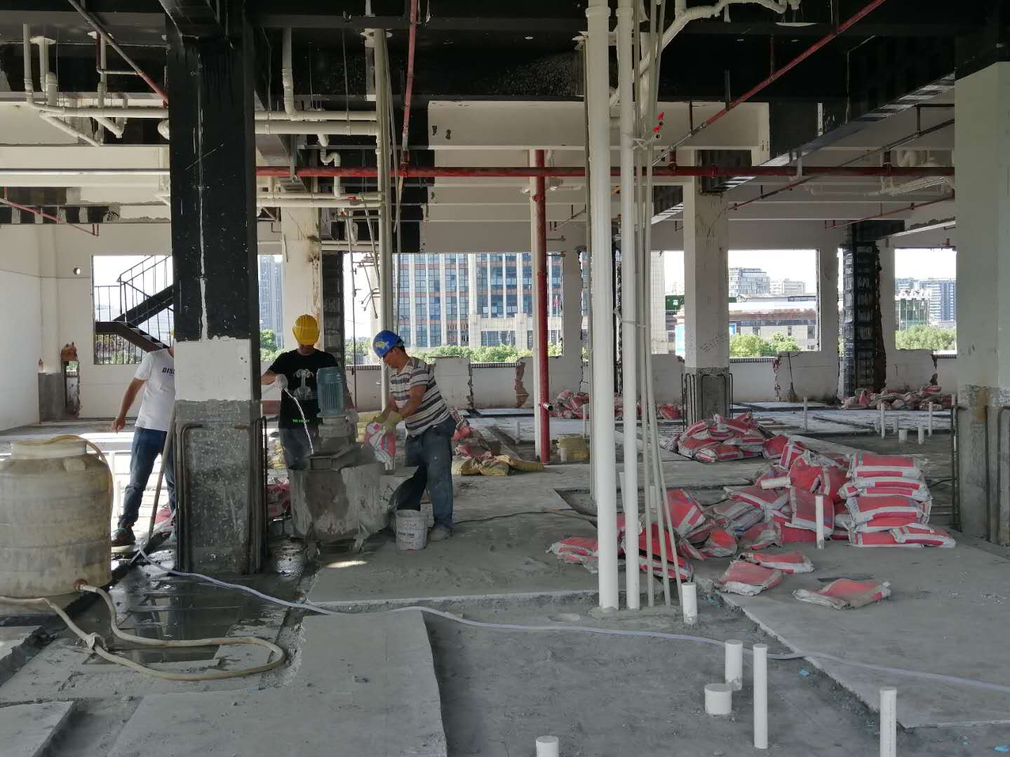 J9集团聚合物建补砂浆“下乡”难的原因有哪些。